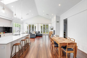 Effortless Elegance & Charm! Toowoomba